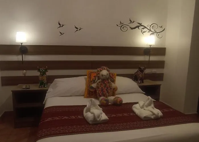 Sur Hotel *